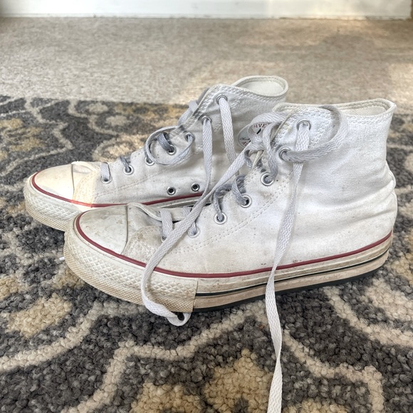 SOLD ON DEPOP Converse Chuck Taylor All Star Platform - Picture 1 of 4